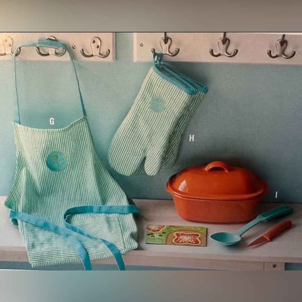 Pampered Chef Kid’s Covered Baker Set